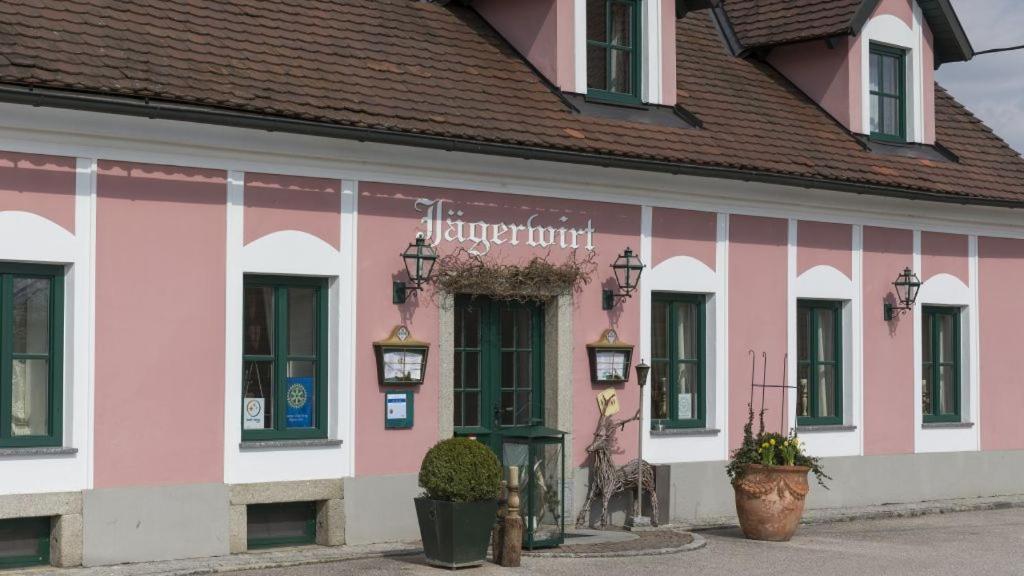 Gasthof Jaegerwirt Hotell Au an der Donau Exteriör bild