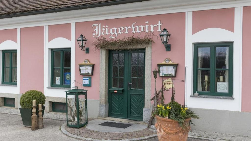 Gasthof Jaegerwirt Hotell Au an der Donau Exteriör bild